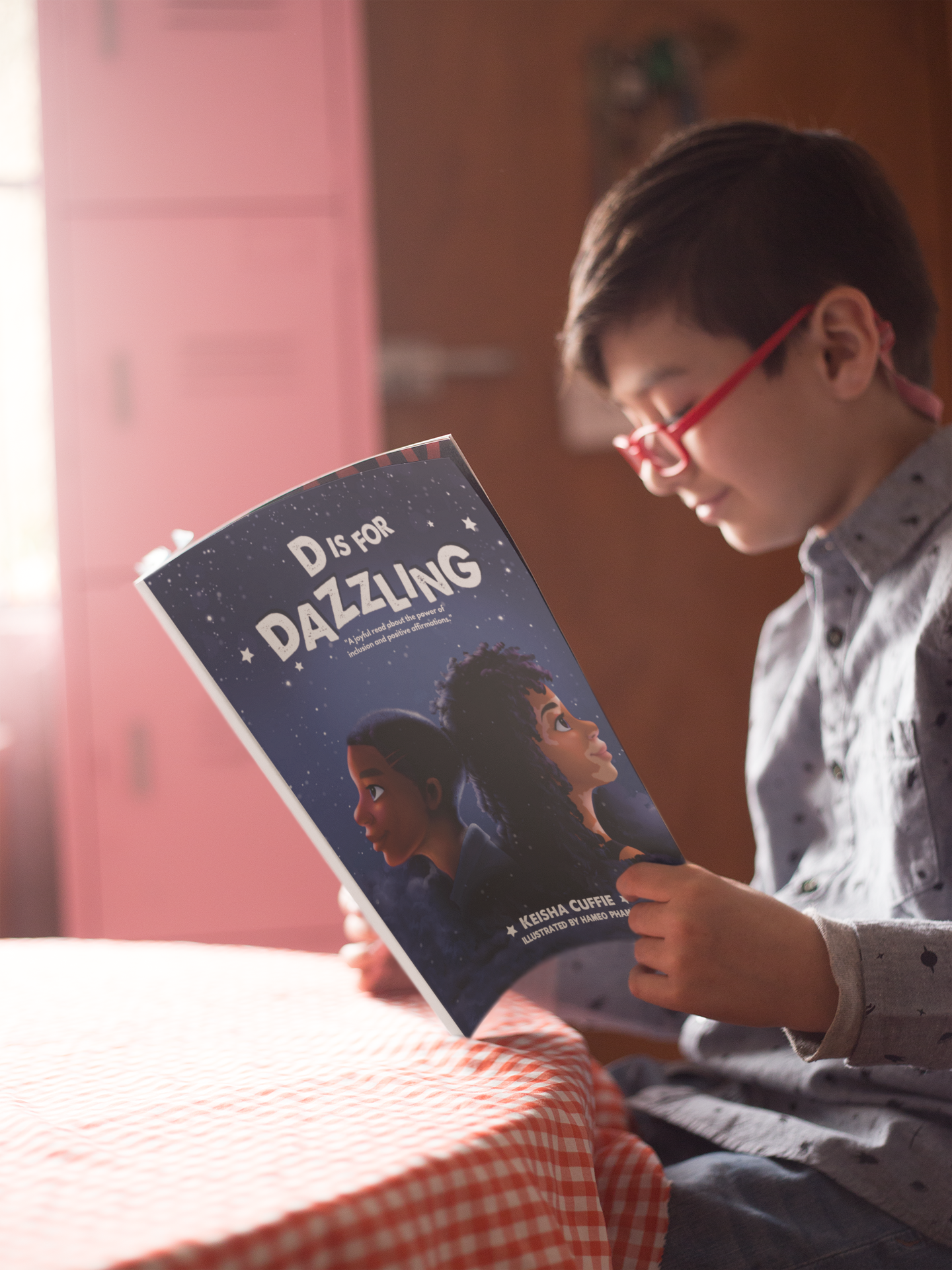 'D Is For Dazzling' (ENGLISH | PAPERBACK)